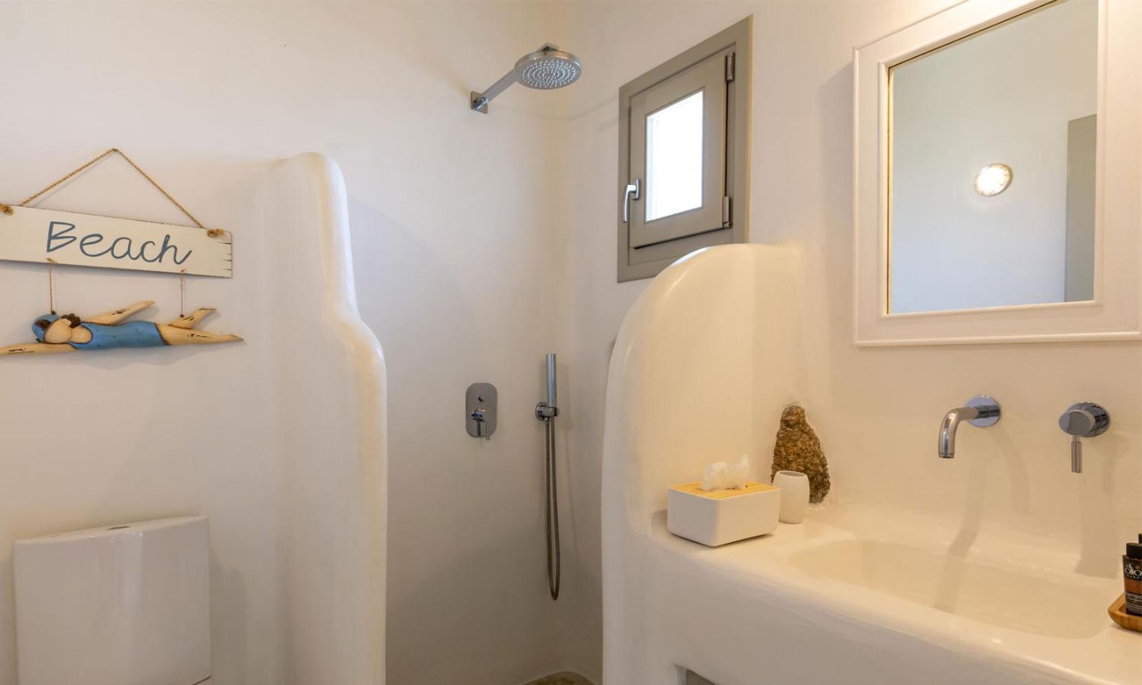 Lagoon Mykonos